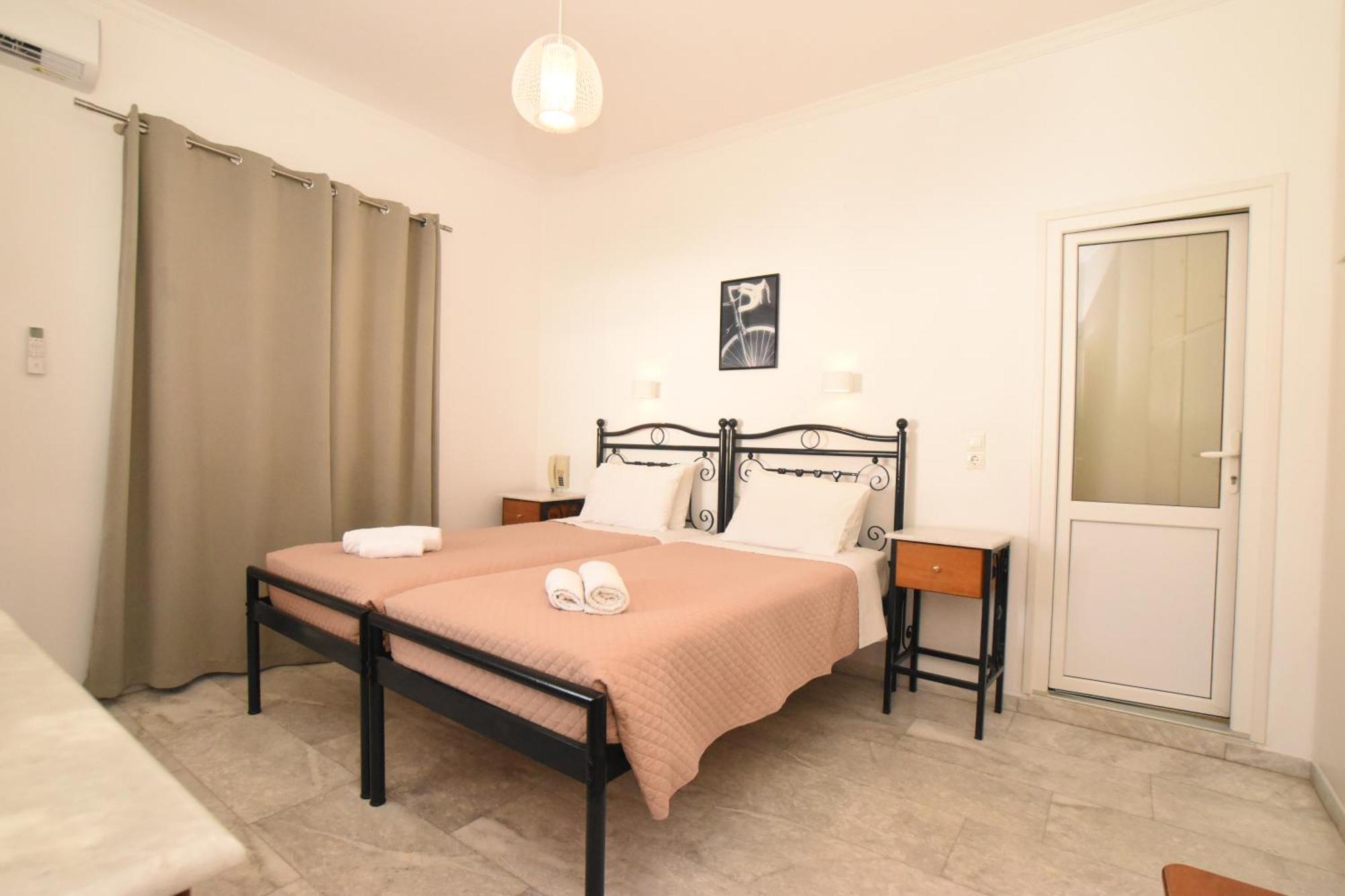 Asteri Hotel ออร์นอส ภายนอก รูปภาพ