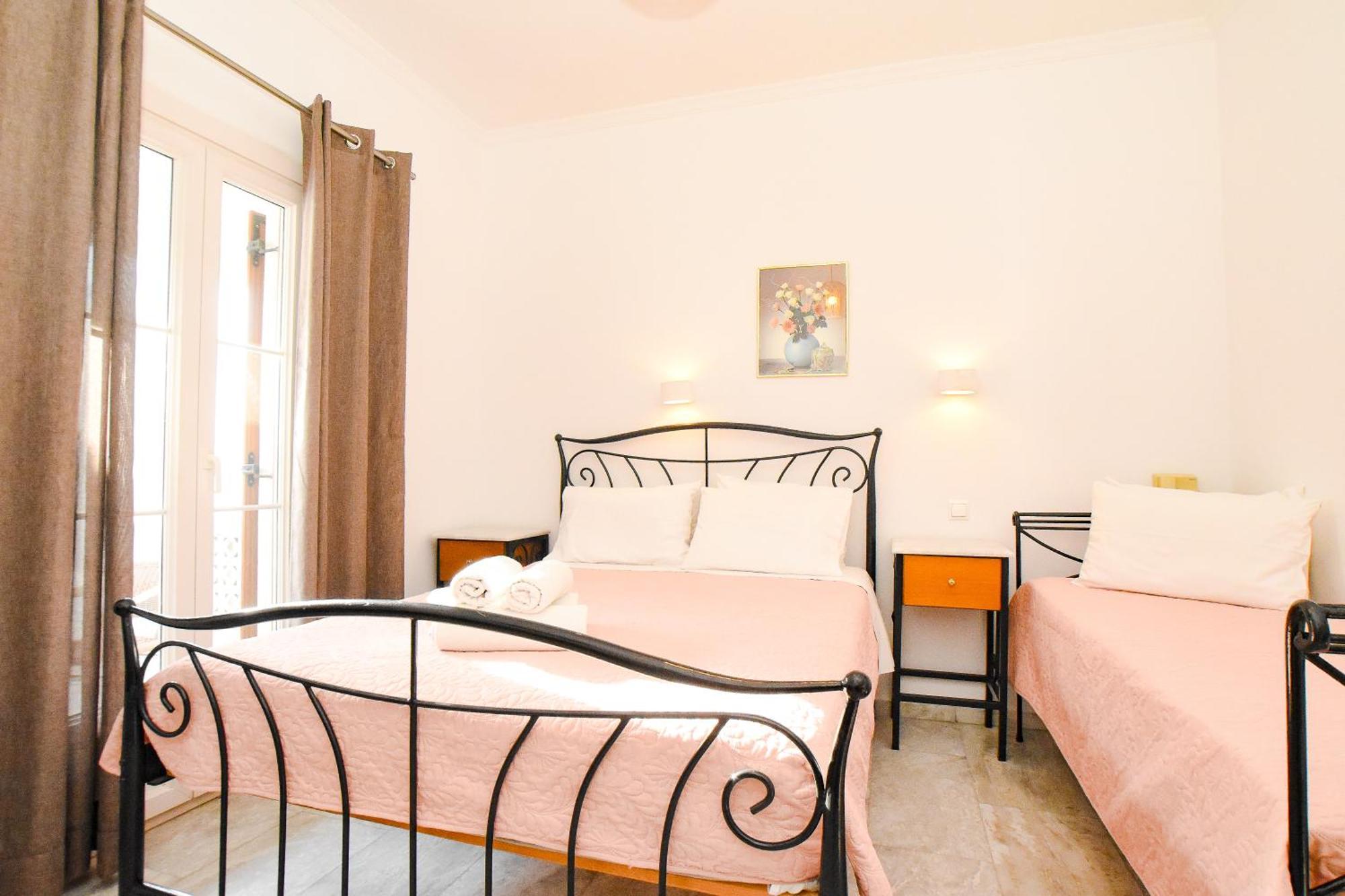 Asteri Hotel ออร์นอส ภายนอก รูปภาพ