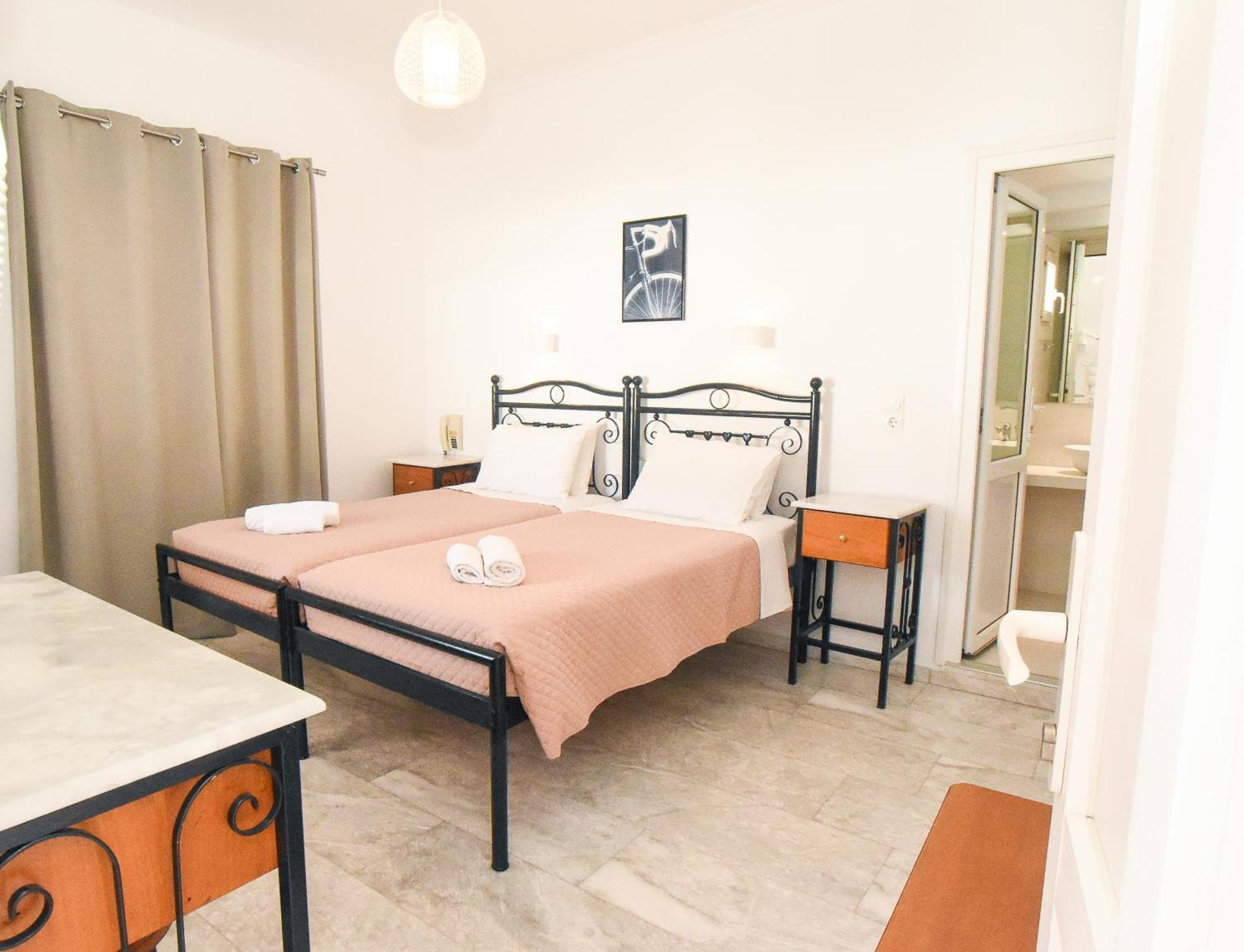 Asteri Hotel ออร์นอส ภายนอก รูปภาพ